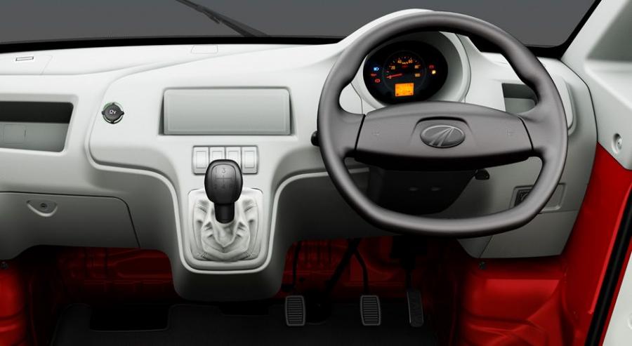 Торпедо Mahindra Jeeto 2015 года  (фото 3 из 3)